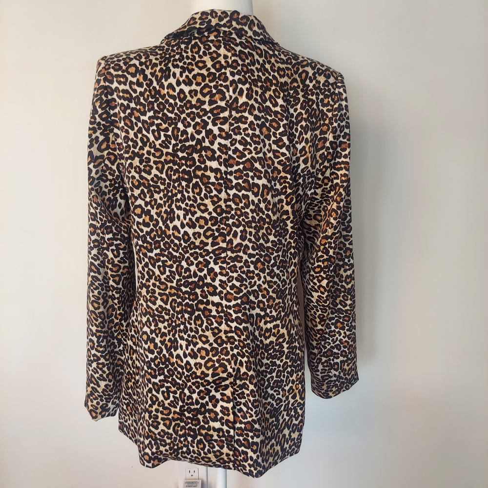 Leopard Print Women's Blazer - Picture 5 of 7